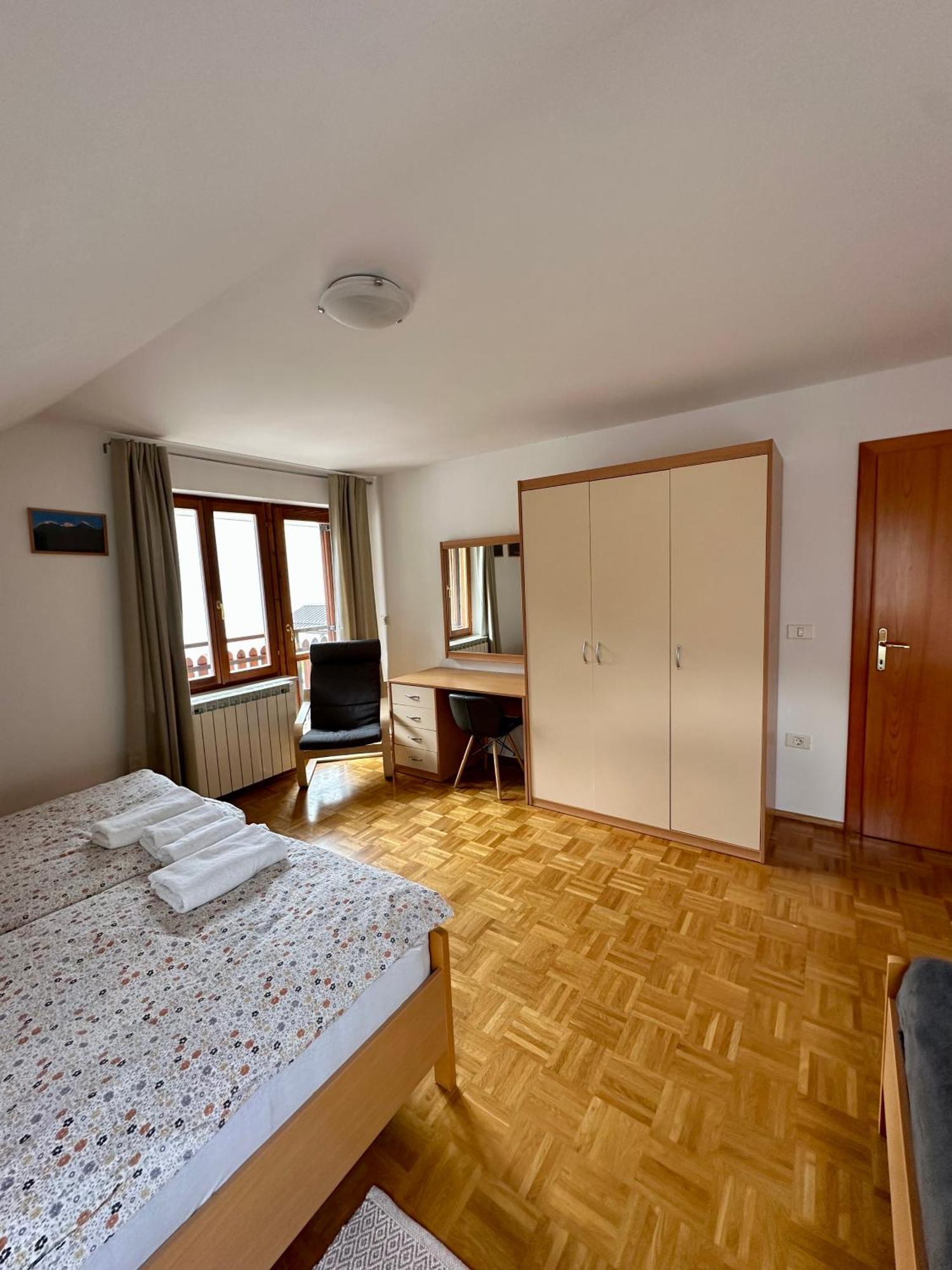 Apartments And Rooms Tajcr Бовец Экстерьер фото